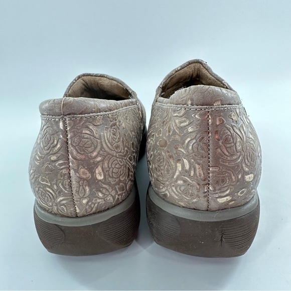 Greys Anatomy soft walk Meredith closed back clogs 8 brown oil slip resistant - Picture 4 of 14